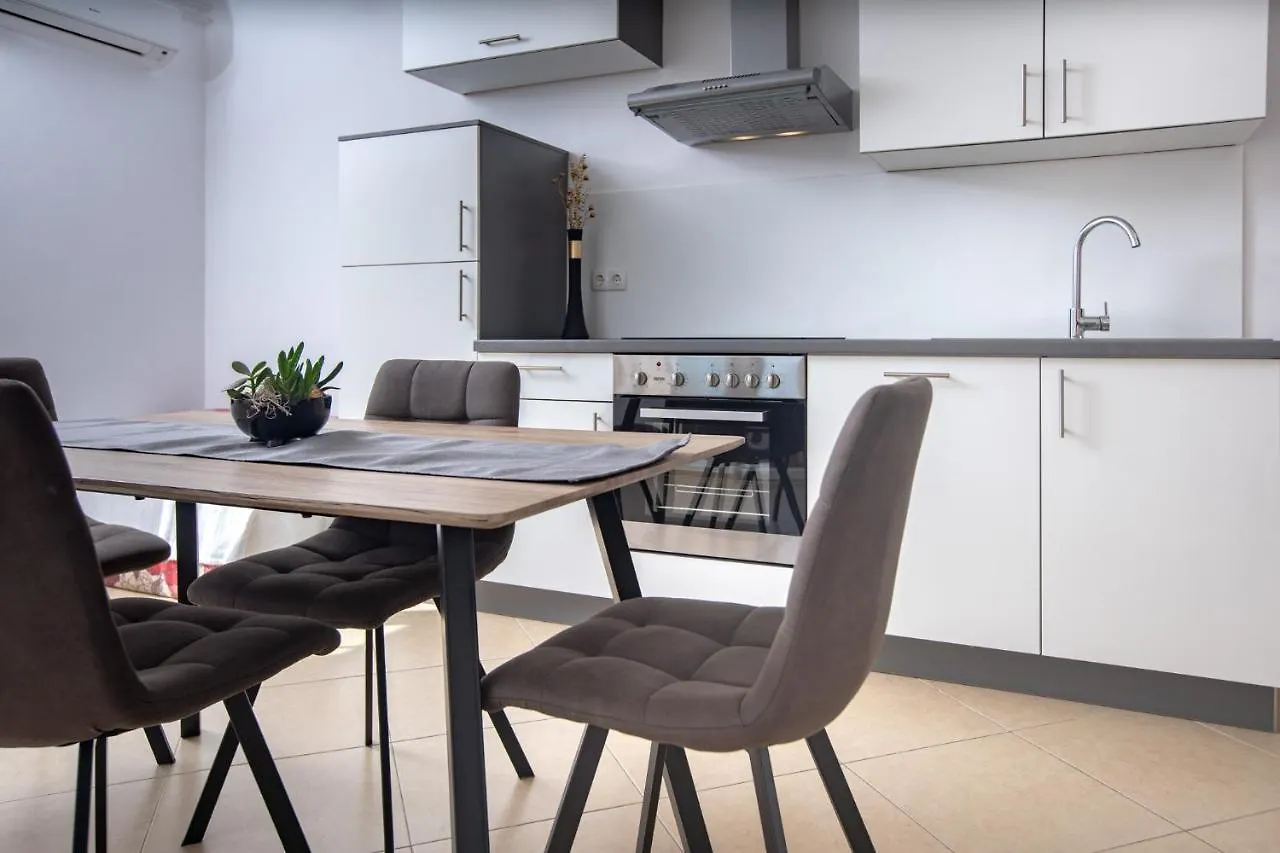Apartmani Milena Barbat na Rabu كرواتيا