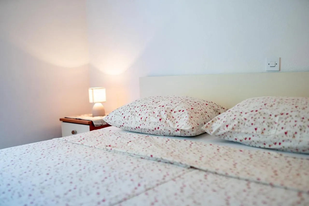 アパート Apartmani Milena Barbat na Rabu クロアチア